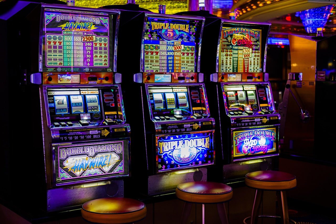 Overview of 80jl platform sections including sports betting and fish games for Filipino players